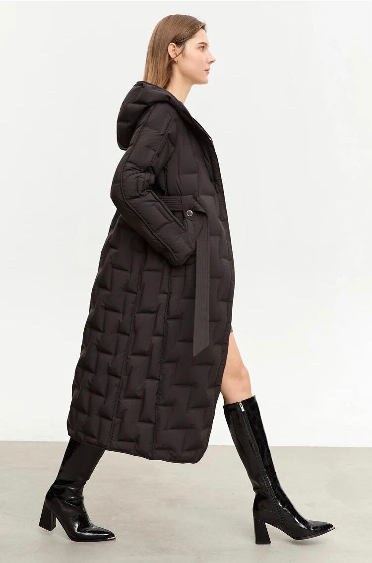 “Winter’s Tale” Women’s Minimalistic Hooded Winter Jacket