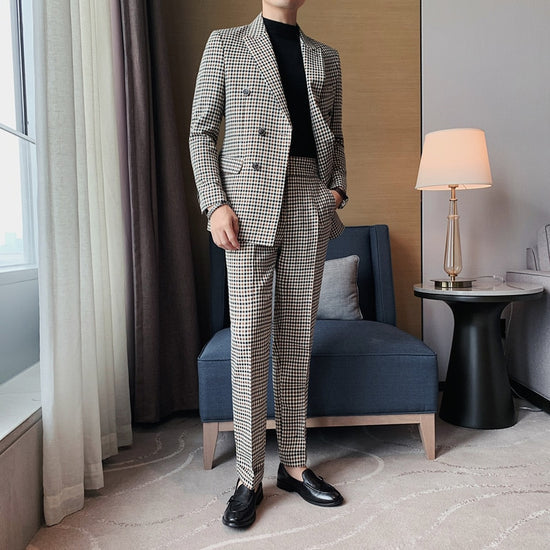 “Classic Man” Men’s Vintage Slim Fit Designer Suit