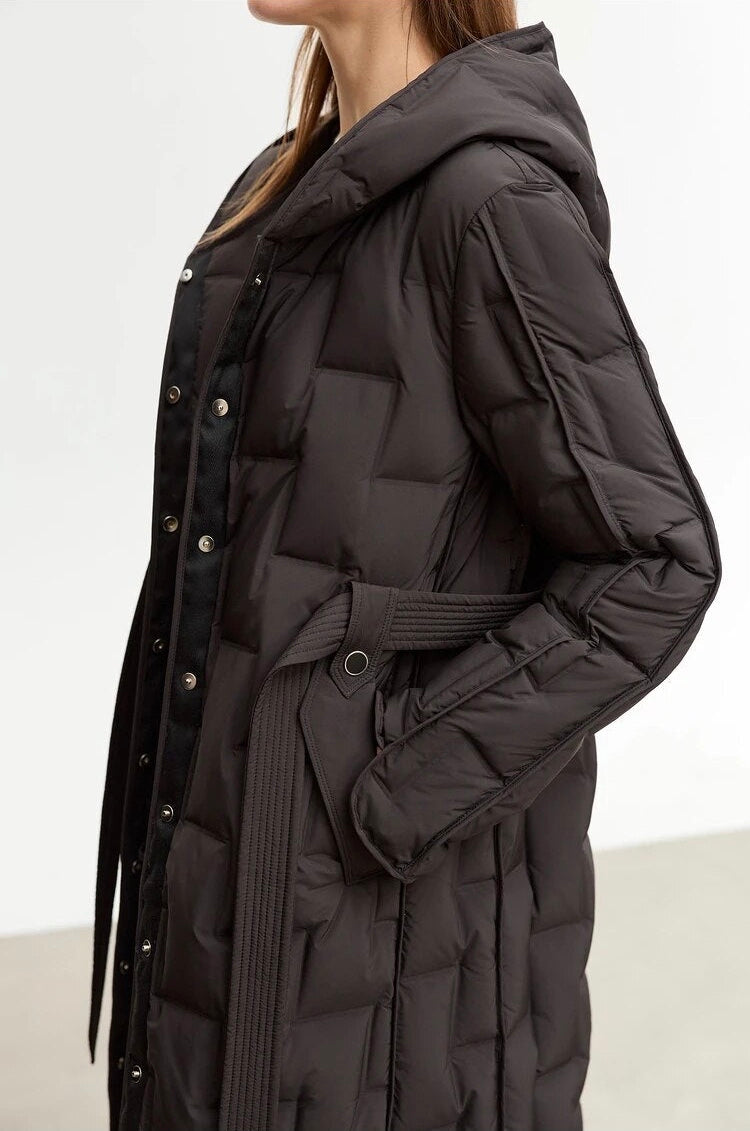 “Winter’s Tale” Women’s Minimalistic Hooded Winter Jacket