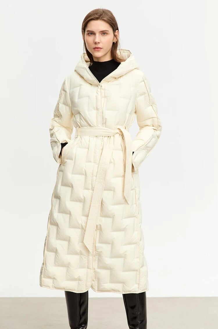 “Winter’s Tale” Women’s Minimalistic Hooded Winter Jacket