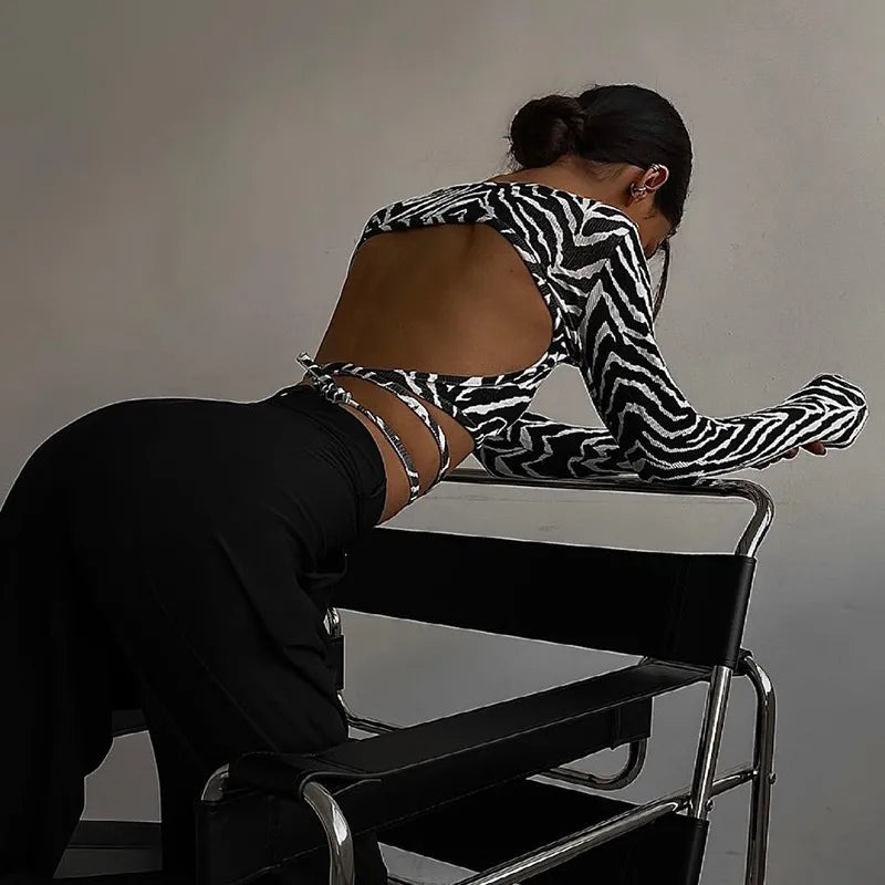 “Lil Baddie” Sexy Backless Long Sleeve Crop Top