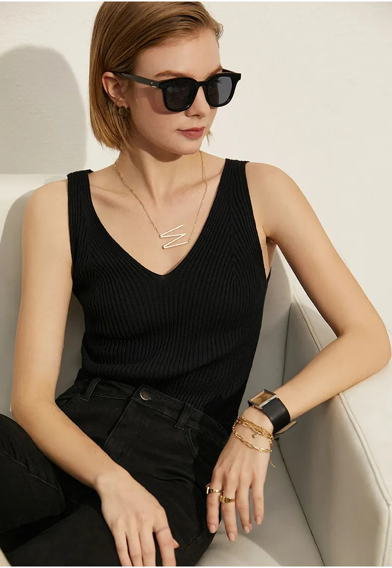 ”Daytime In Milan” Women’s Sexy V-Neck Minimalistic Camis Top