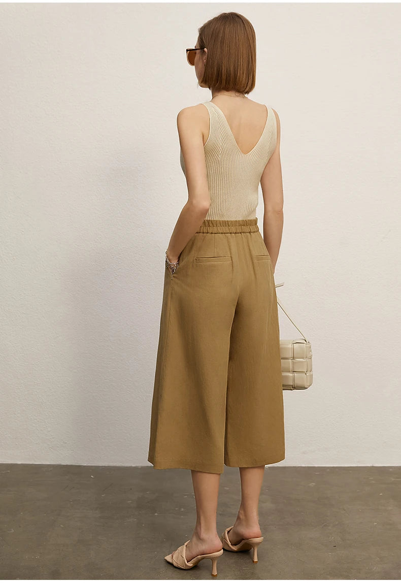 ”Daytime In Milan” Women’s Sexy V-Neck Minimalistic Camis Top