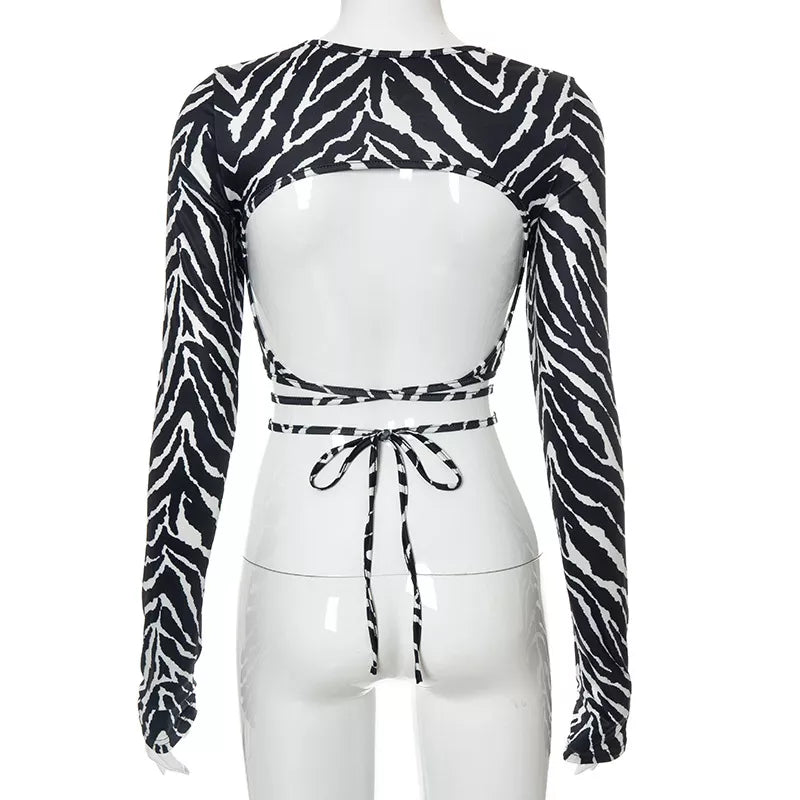 “Lil Baddie” Sexy Backless Long Sleeve Crop Top