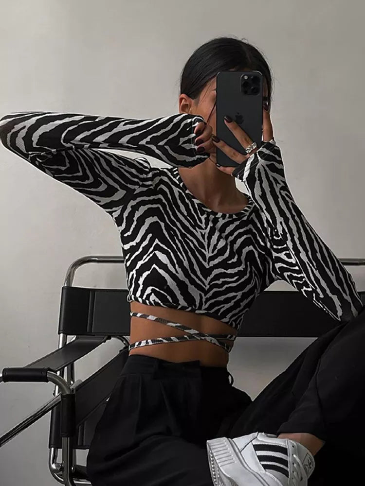 “Lil Baddie” Sexy Backless Long Sleeve Crop Top