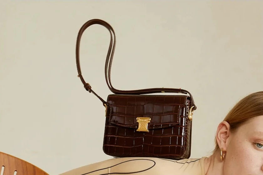 "Last Few Months" Retro Crocodile Leather Handbag