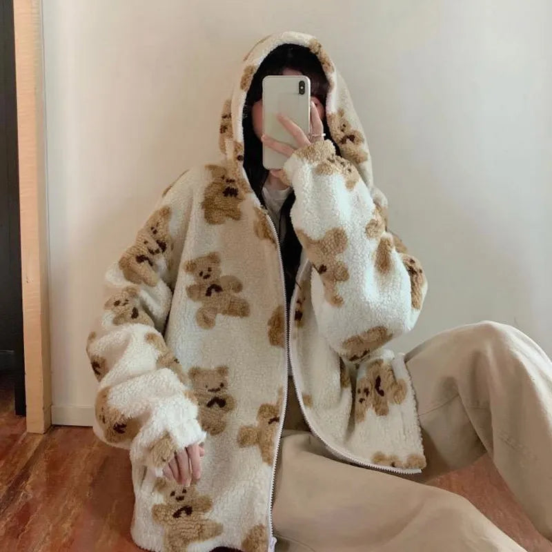 “Love Lace” Women’s Heart-shaped Harajuku Print Plush Hoodie