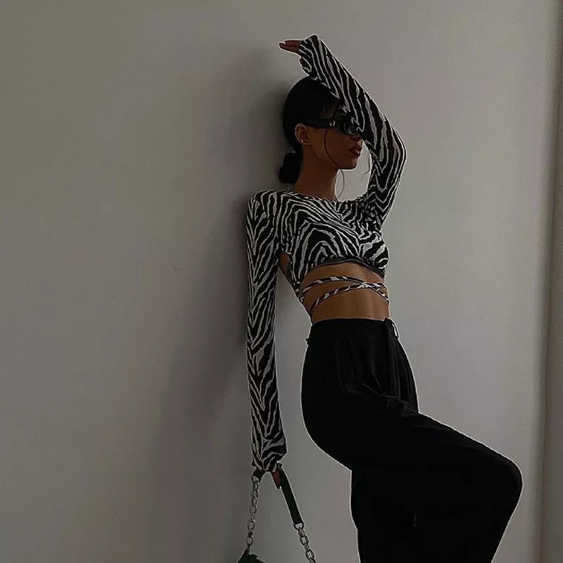 “Lil Baddie” Sexy Backless Long Sleeve Crop Top