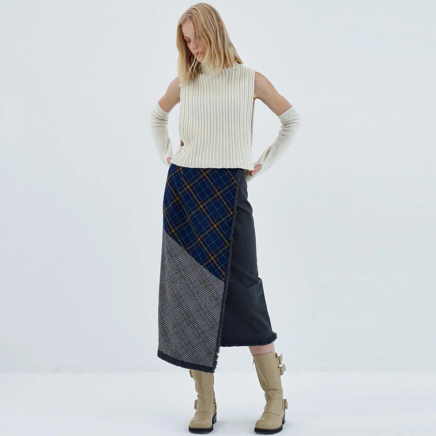 ”High Hopes” Vintage Long Sleeve Y2K Style Knitted Turtleneck Sweater Vest