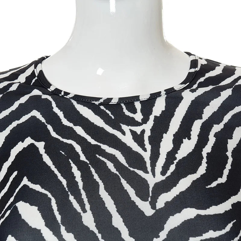 “Lil Baddie” Sexy Backless Long Sleeve Crop Top