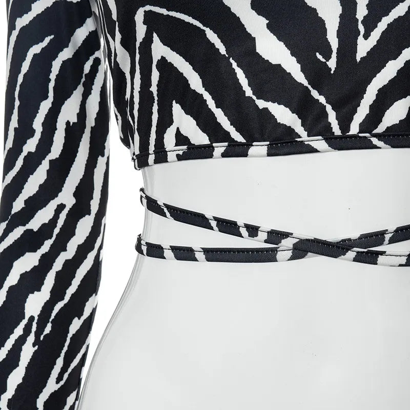 “Lil Baddie” Sexy Backless Long Sleeve Crop Top