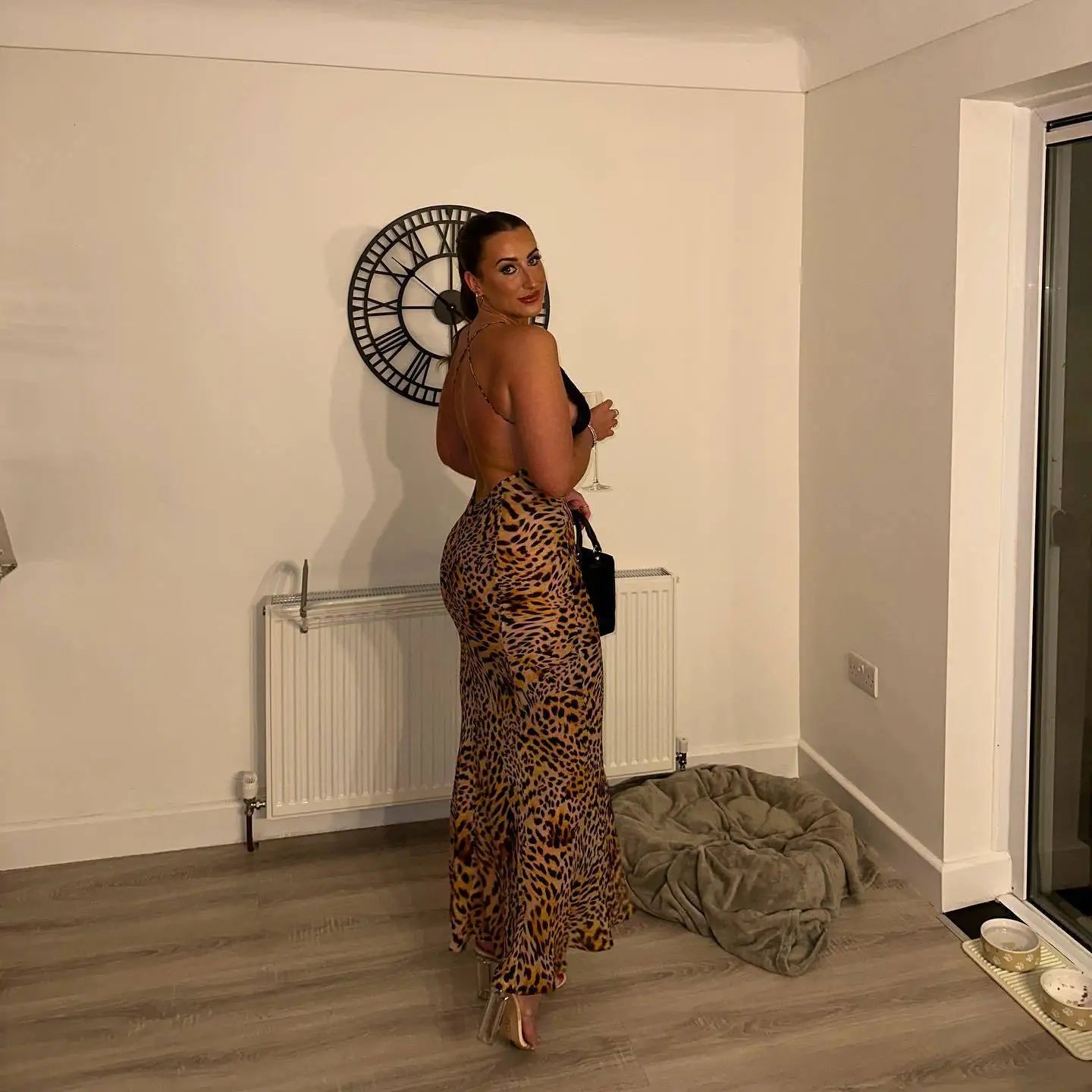"Good Feeling" Women's Floral Backless Bodycon Dress