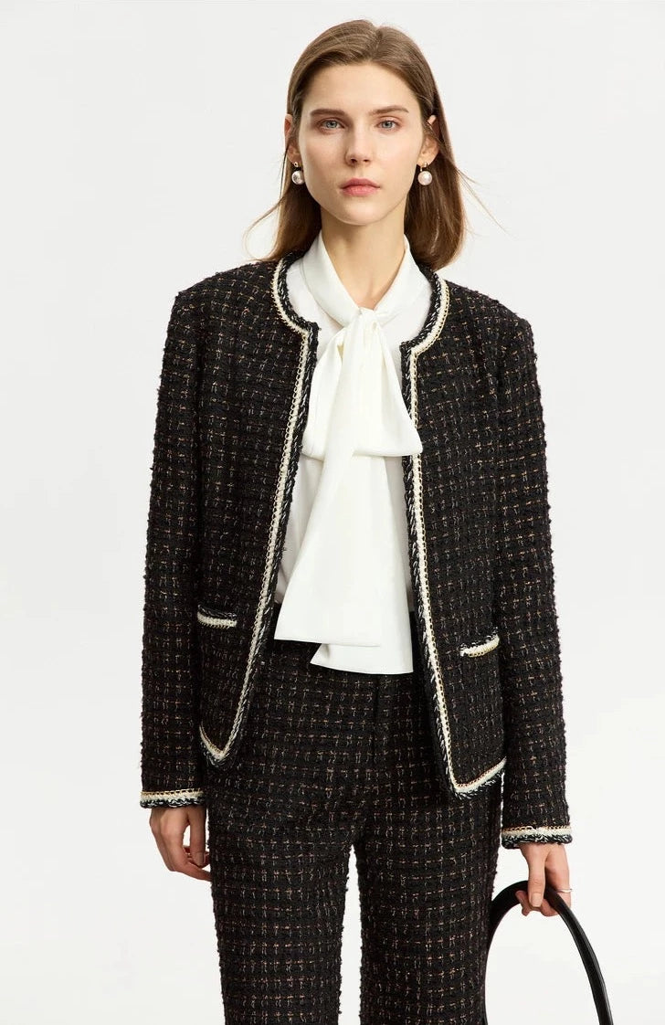 “Fantasy” Women’s Parisian Style Tweed Suit