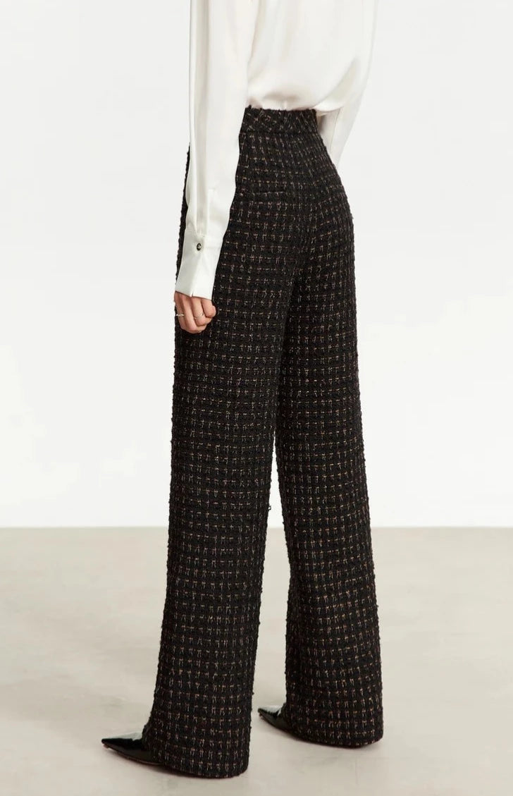 “Fantasy” Women’s Parisian Style Tweed Suit