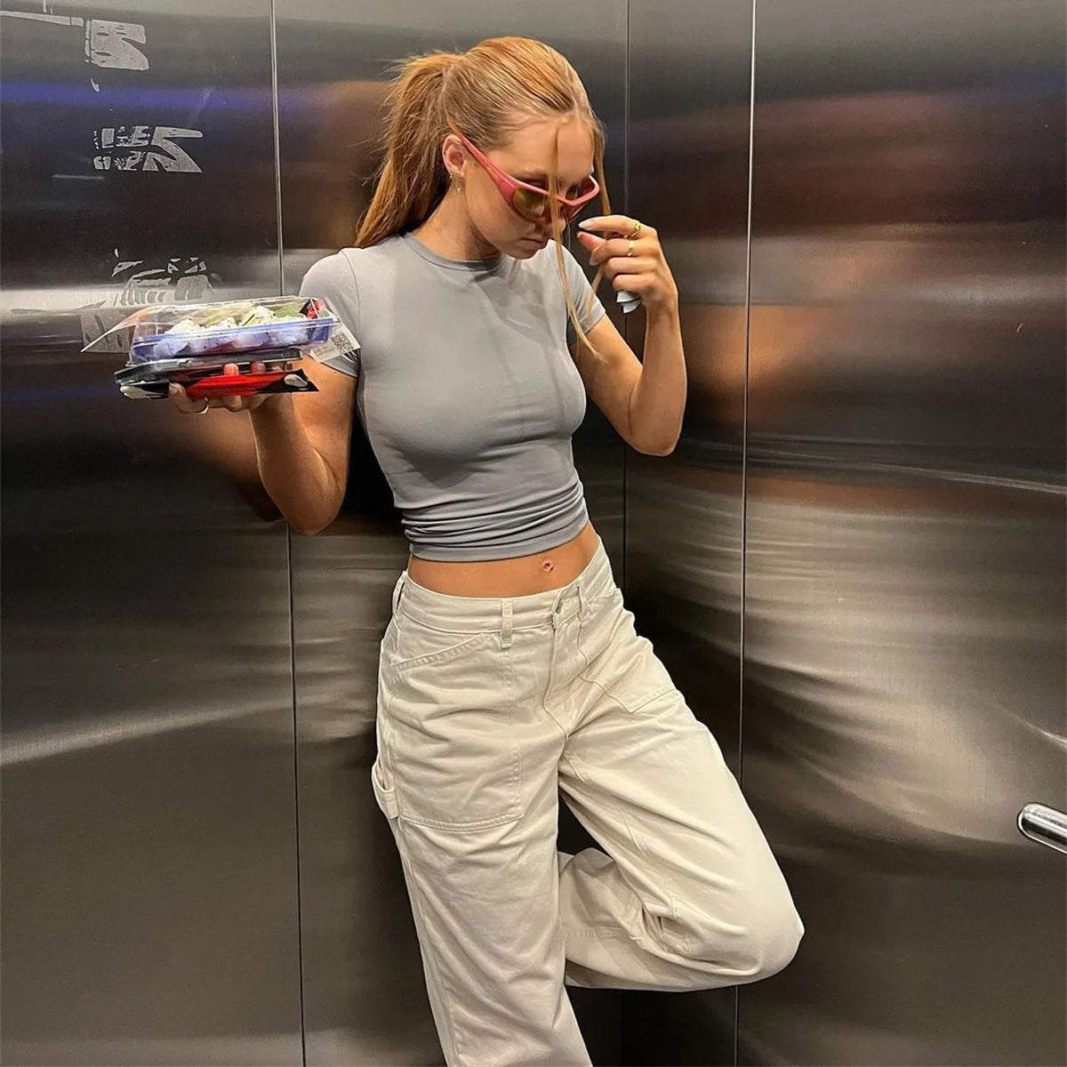 "Lé Tee" Women's Short Sleeve Casual Crop Top