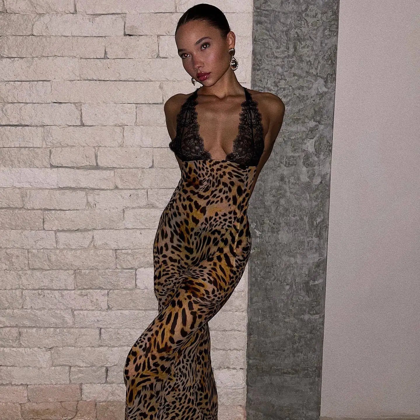 "Good Feeling" Women's Floral Backless Bodycon Dress