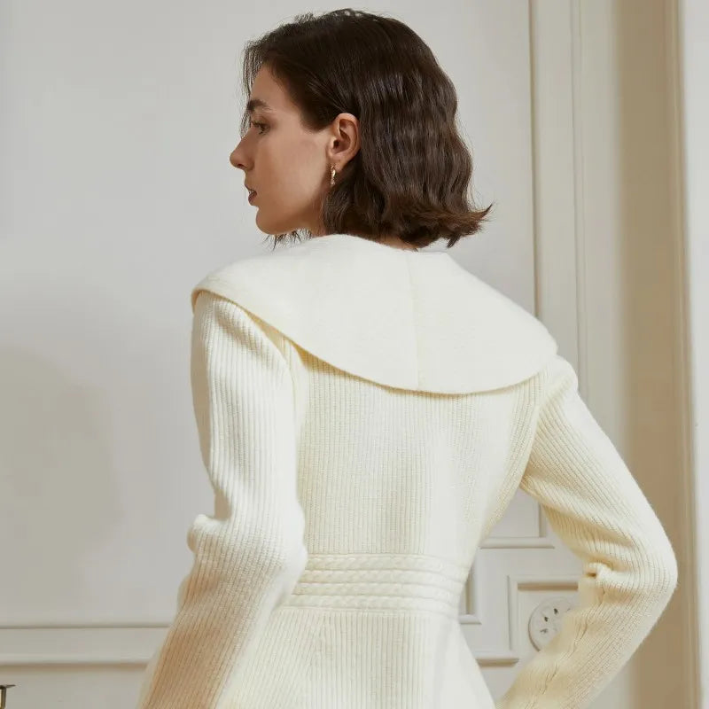 “Vivian” Women’s Knitted V-Neck Cashmere Sweater