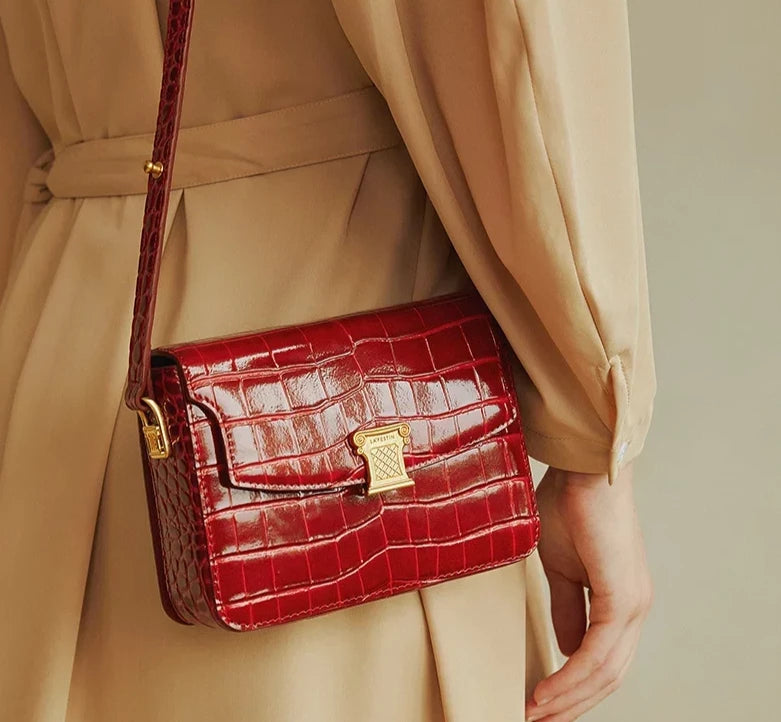 "Last Few Months" Retro Crocodile Leather Handbag