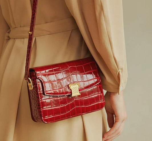 "Last Few Months" Retro Crocodile Leather Handbag