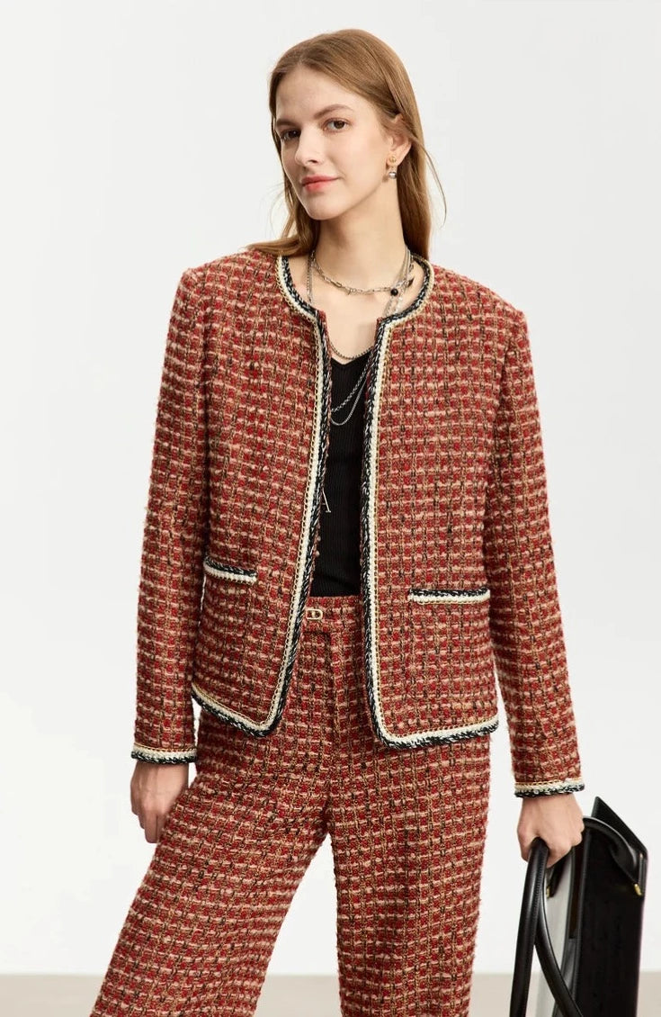 “Fantasy” Women’s Parisian Style Tweed Suit