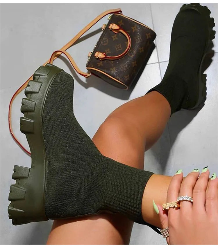 "Platform Dreamin" Women's Designer Slip On Knitted Platform Boots