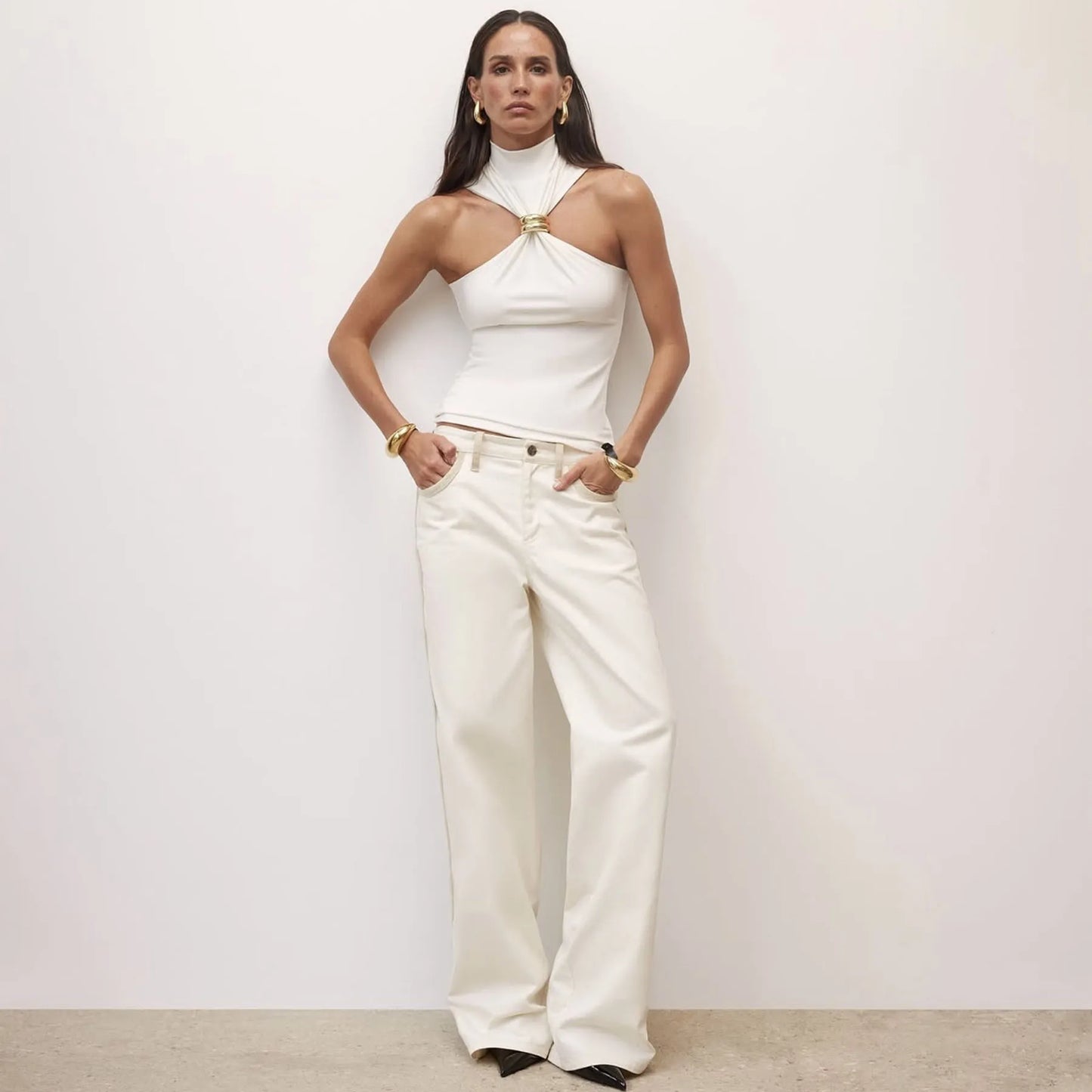 "Mrs. Banks" Women's Elegant Sleeveless Turtleneck Top