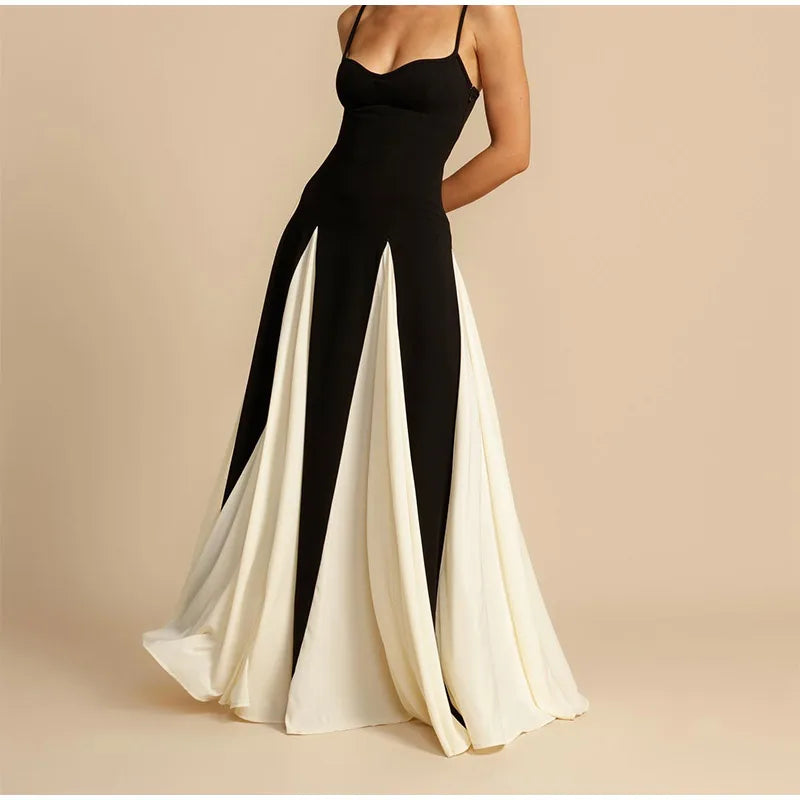 "Daisy" Women's Backless Pleated V-neck Maxi Dress