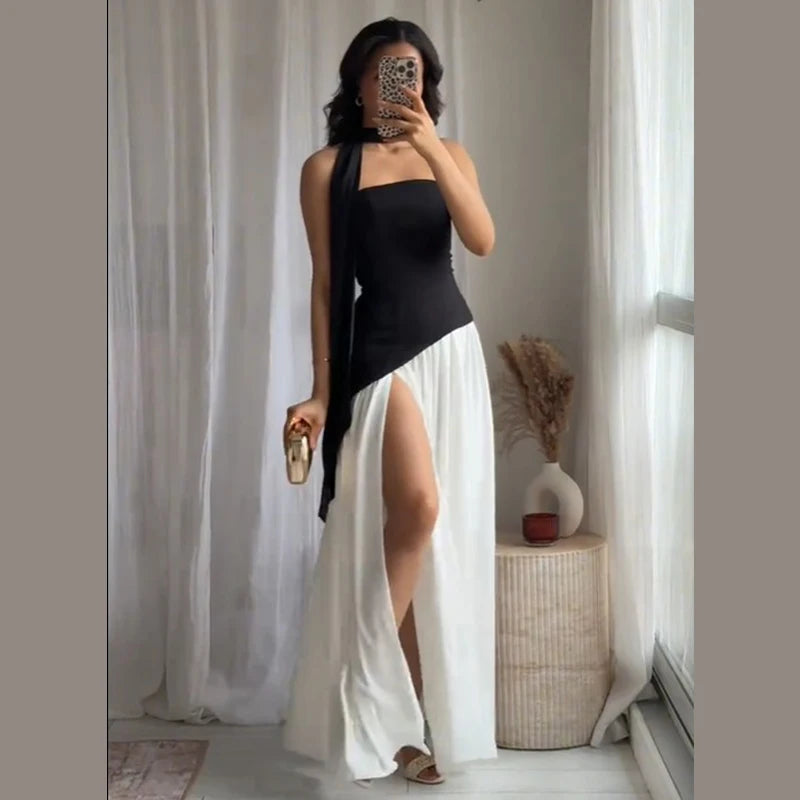 "Daisy" Women's Backless Pleated V-neck Maxi Dress