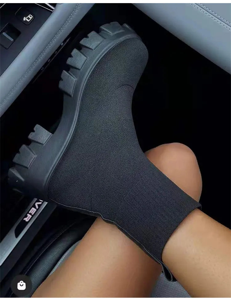 "Platform Dreamin" Women's Designer Slip On Knitted Platform Boots