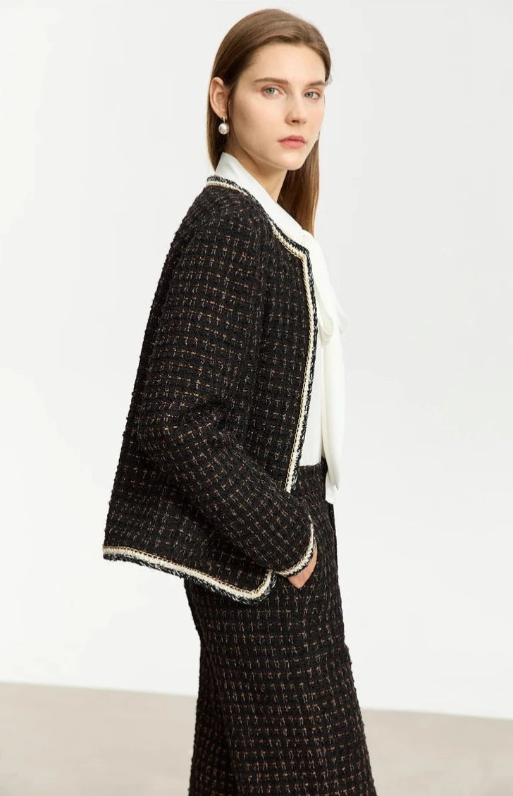“Fantasy” Women’s Parisian Style Tweed Suit