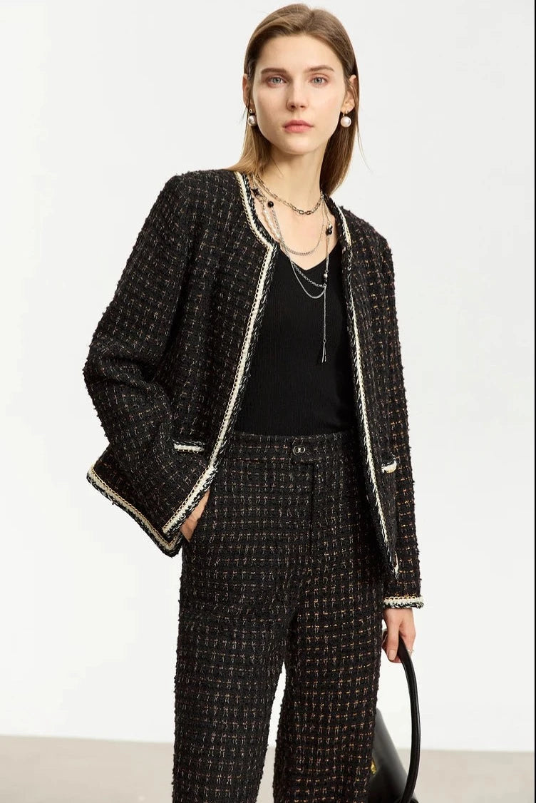 “Fantasy” Women’s Parisian Style Tweed Suit