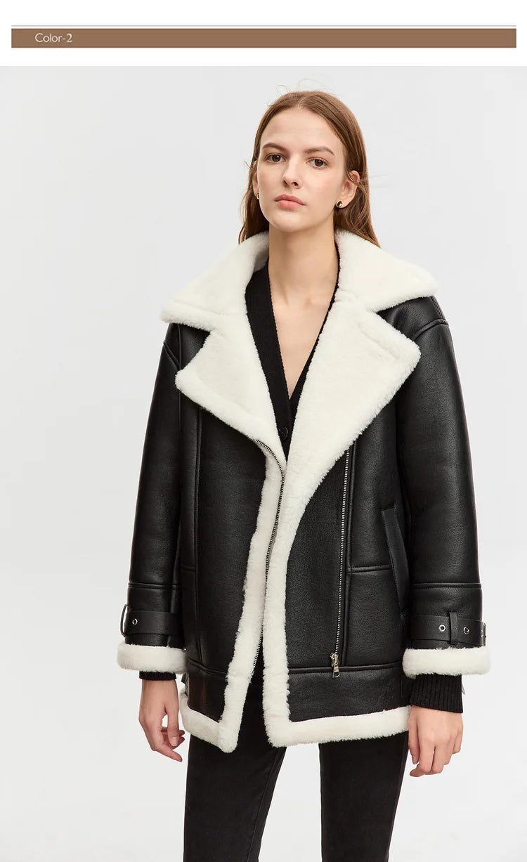 “Amy” Women’s Vintage Oversized Lambswool Fur Coat